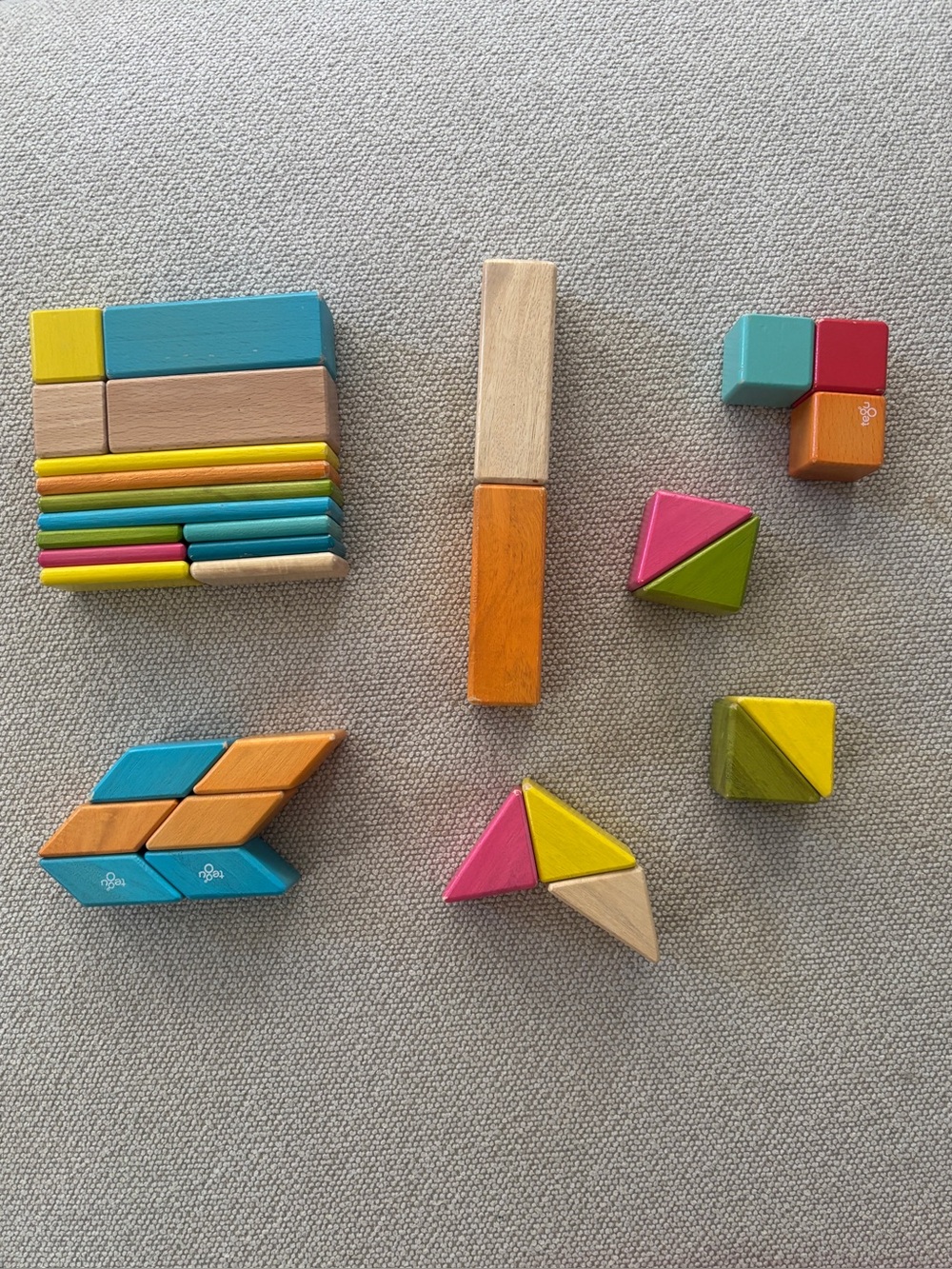 Tegu Classic Magnetic Wooden Building Block Set 32 Piece Used Blocks